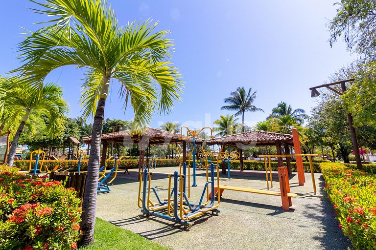 Casa 8 Dormitorios a 50m de la Playa - Guarajuba