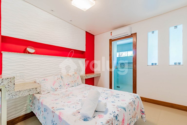Maravilhosa Casa 5/4 em Guarajuba a 100m da Praia