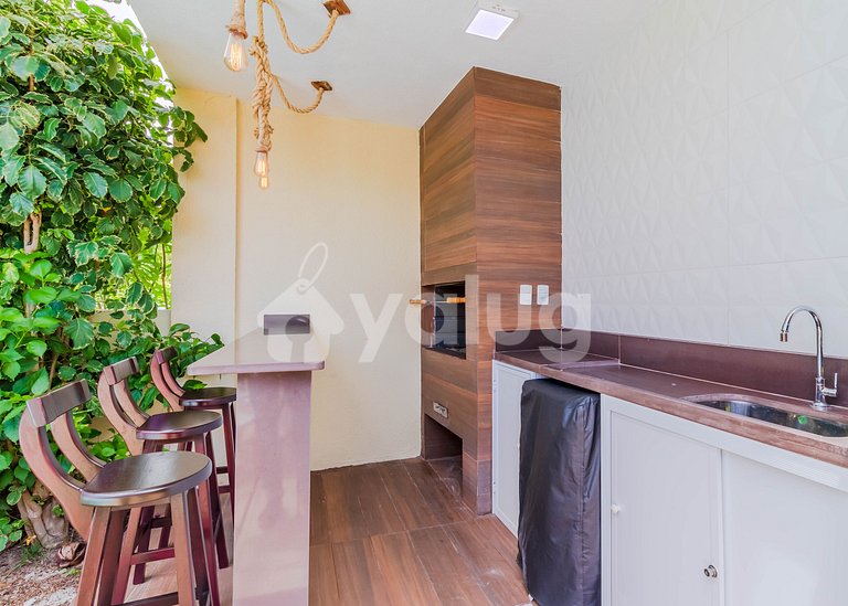 Excelente Casa de 5 Dormitorios - Guarajuba