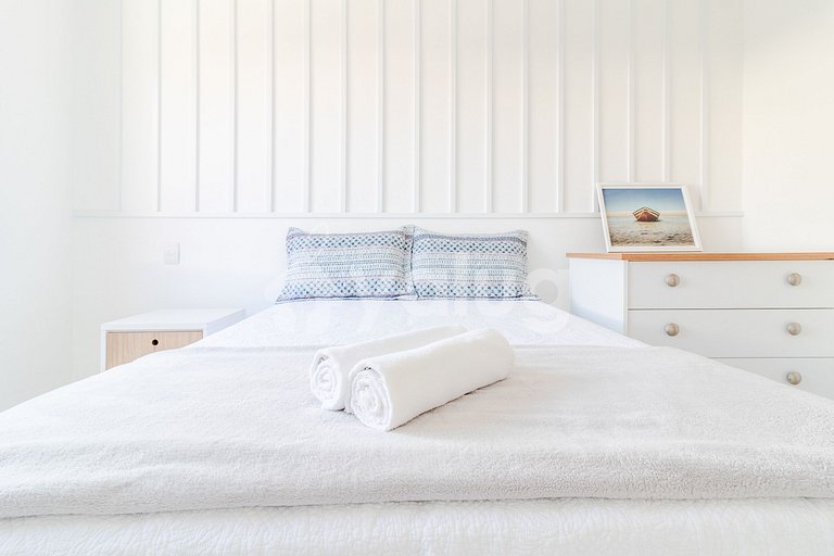 IT37 Excellent Village with 3 Suites Beachfront - Itacimirim