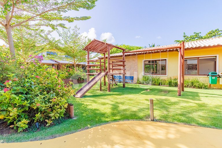 IT37 Excellent Village with 3 Suites Beachfront - Itacimirim