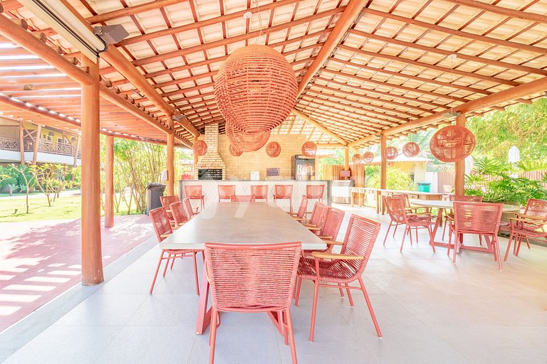 IT37 Excellent Village with 3 Suites Beachfront - Itacimirim