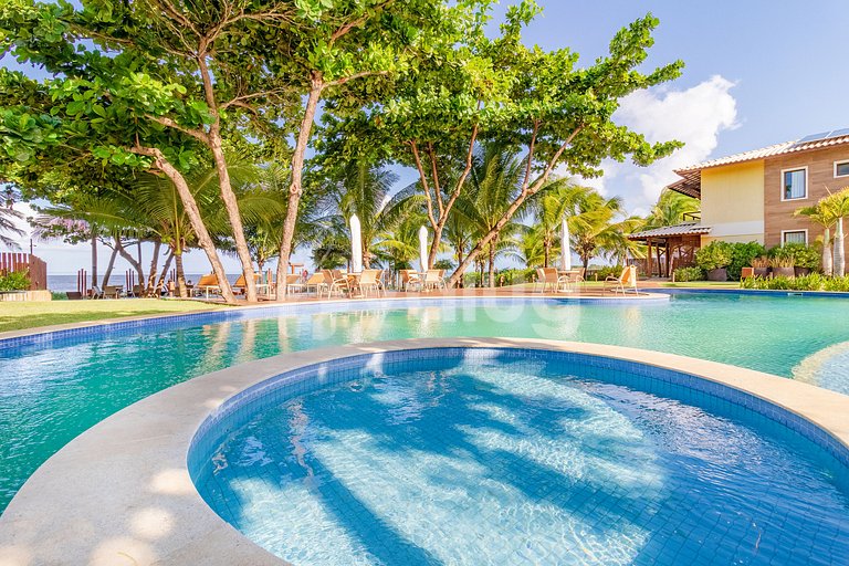 IT37 Excelente Village 3 Suites frente la Playa - Itacimirim