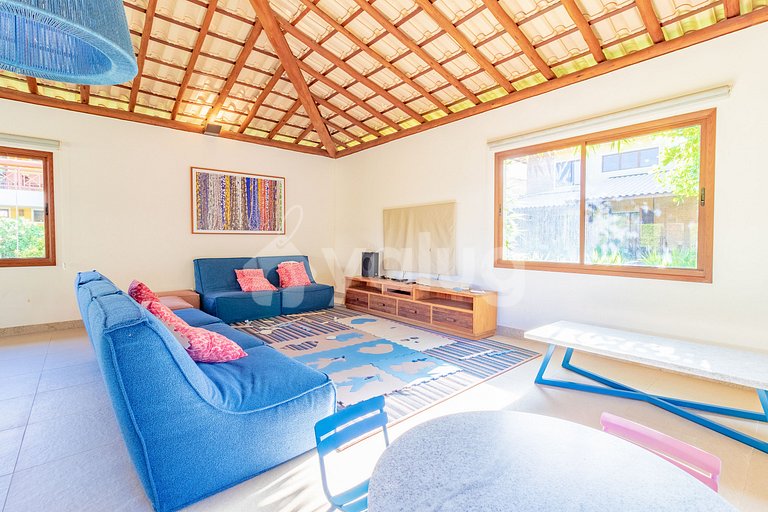 IT37 Excellent Village with 3 Suites Beachfront - Itacimirim