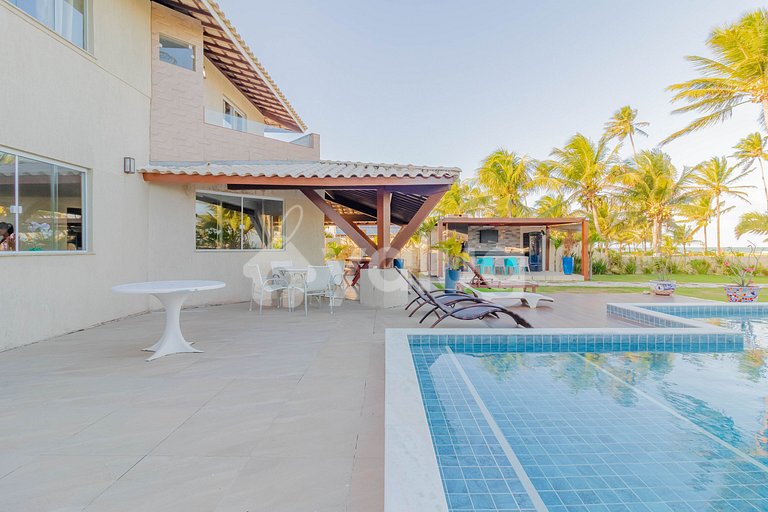 GB04 Casa 7 Quartos Pé na Areia c/ Diarista Incluso