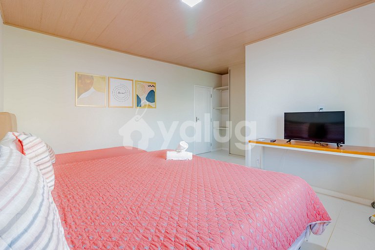 GB04 Casa 7 Quartos Pé na Areia c/ Diarista Incluso