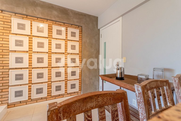 Excelente Quarto e Sala Pé na Areia, Rio Vermelho