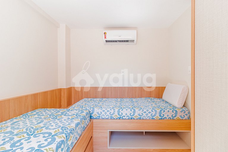 Triplex 4/4 a 350m de Praia do Surf - Itacimirim