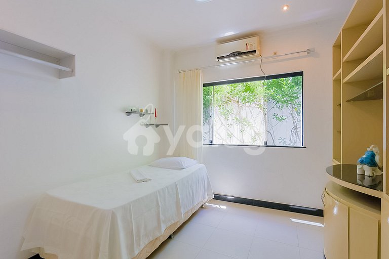 Casa 7 Dormitorios a 50m de la Playa - Guarajuba