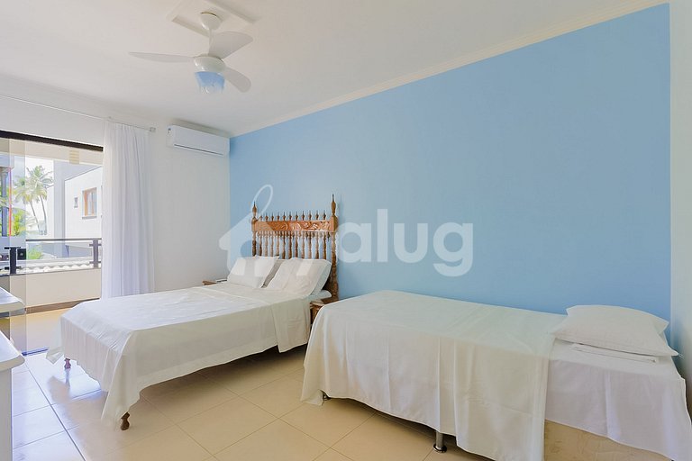 Casa 7 Dormitorios a 50m de la Playa - Guarajuba