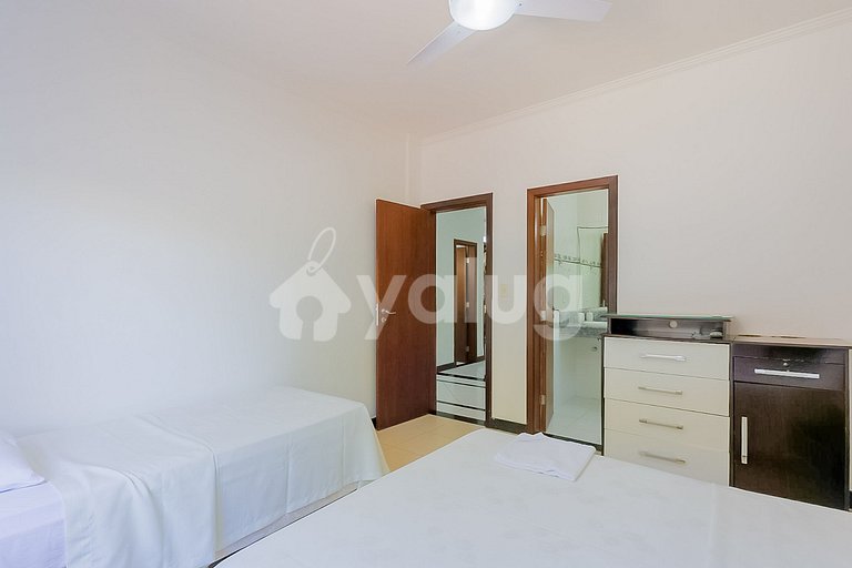 House 7 Bedrooms 50m from the Beach - Guarajuba