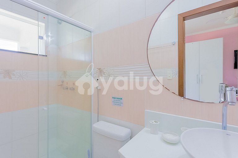 Casa 7 Dormitorios a 50m de la Playa - Guarajuba