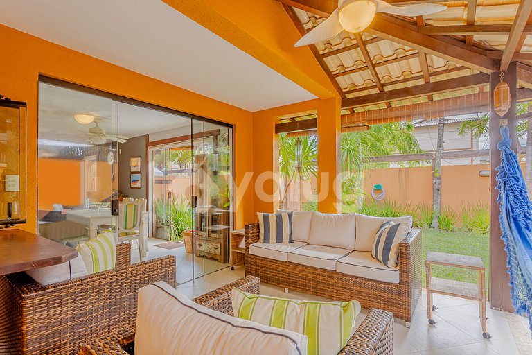 Beautiful 4-Suite House 300m from the Beach, Itacimirim