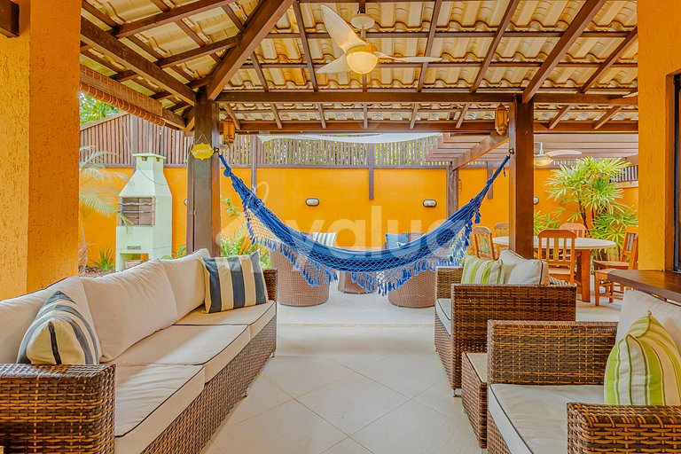 Beautiful 4-Suite House 300m from the Beach, Itacimirim