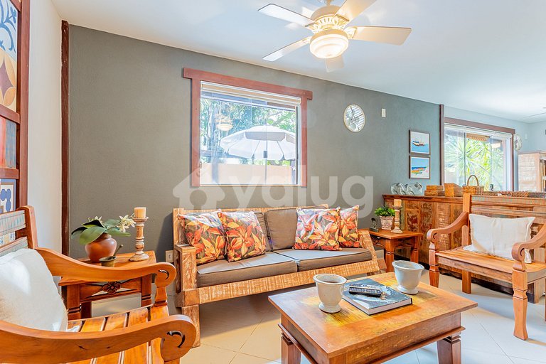 Beautiful 4-Suite House 300m from the Beach, Itacimirim