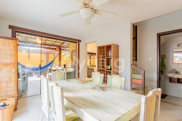 Linda Casa 4 Suítes a 300m da Praia, Itacimirim