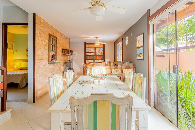 Beautiful 4-Suite House 300m from the Beach, Itacimirim