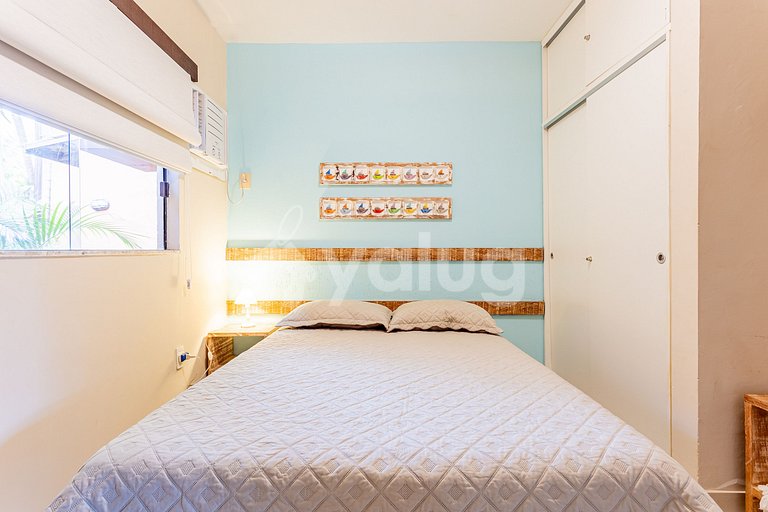 Beautiful 4-Suite House 300m from the Beach, Itacimirim