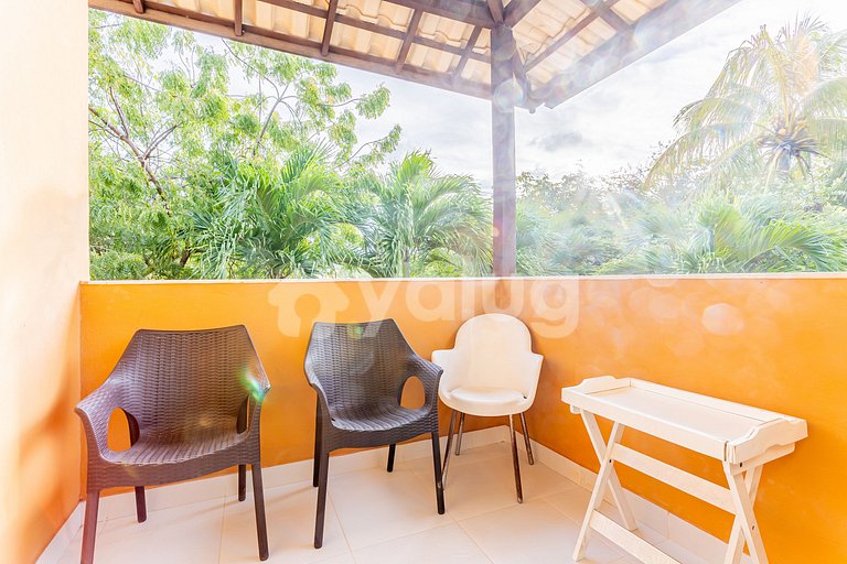 Beautiful 4-Suite House 300m from the Beach, Itacimirim