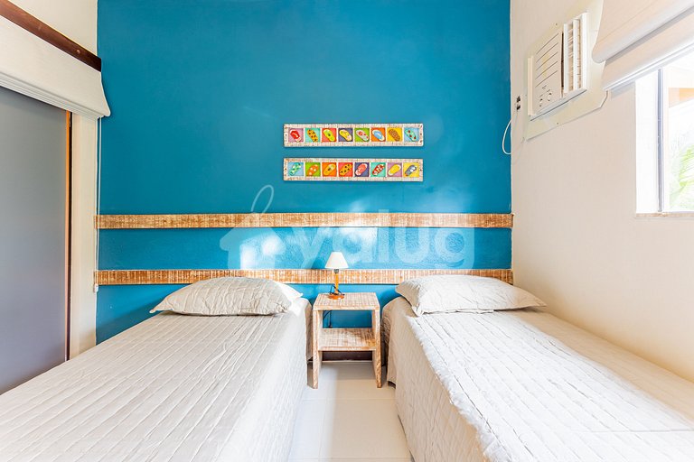 Beautiful 4-Suite House 300m from the Beach, Itacimirim