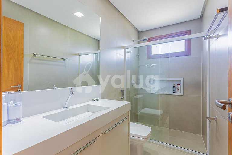 Casa Alto Padrão 5 Suítes - Condomínio Praia Bella