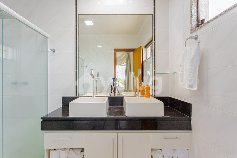 Casa 8 Suites, 50m de la Playa con Mucama Incluida Guarajuba
