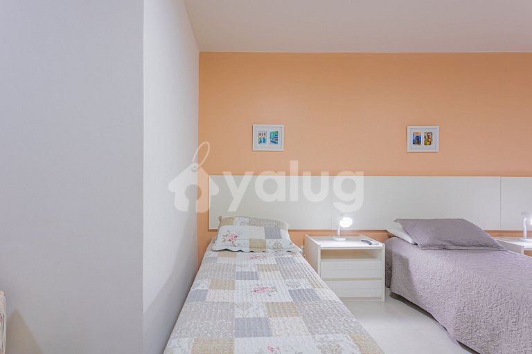 Casa 8 Suites, 50m de la Playa con Mucama Incluida Guarajuba