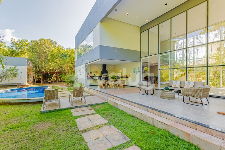 Excelente Casa 4 Suites con Piscina y Barbacoa