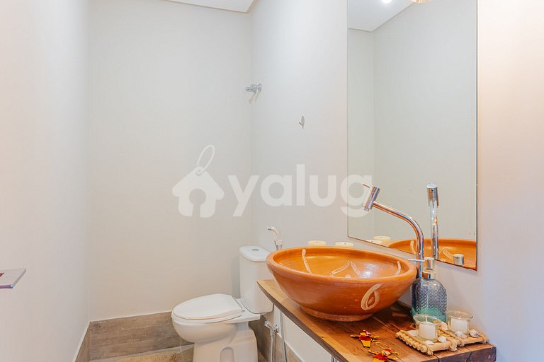 Excelente Casa 4 Suites con Piscina y Barbacoa