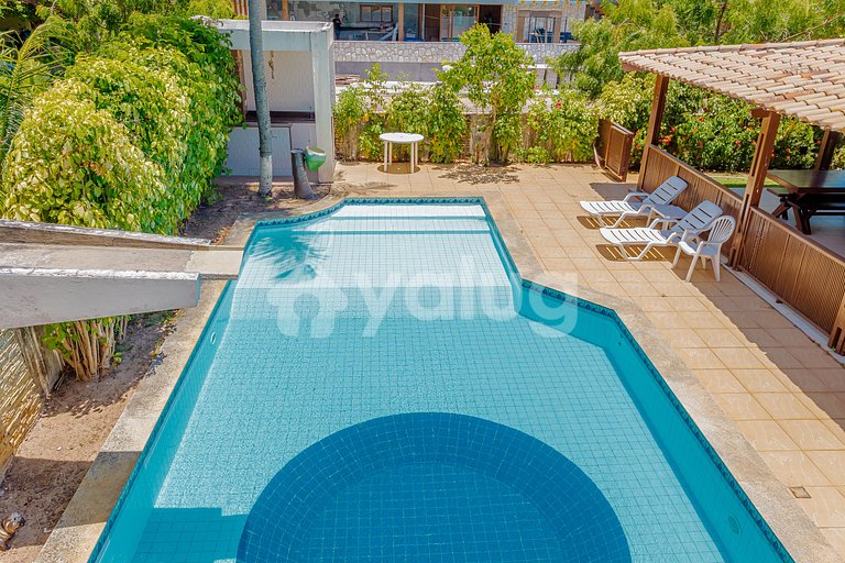 Excelente Casa de 5 Dormitorios - Guarajuba