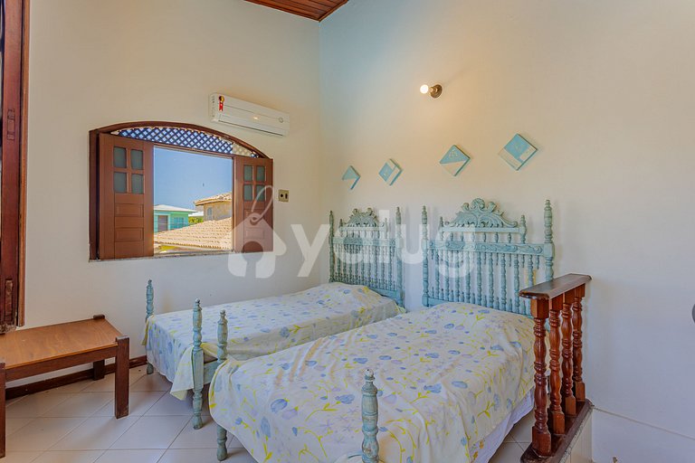 Excelente Casa de 5 Dormitorios - Guarajuba