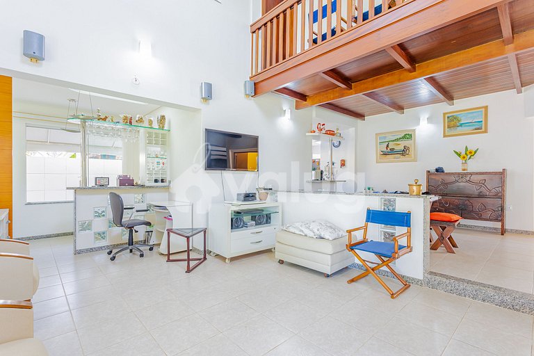 GB16 House 6 Suites 50m from the Beach - Cleaner Included