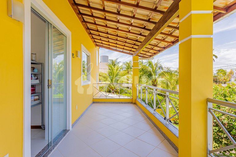 GB16 House 6 Suites 50m from the Beach - Cleaner Included
