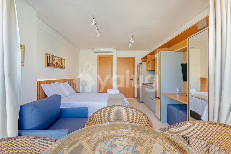 BR08 Dormitorio y salón a 220m de la playa Farol da Barra