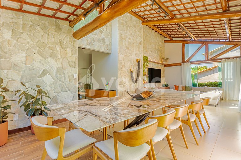 Excelente Casa de 6 Dormitorios a 600m de la Playa