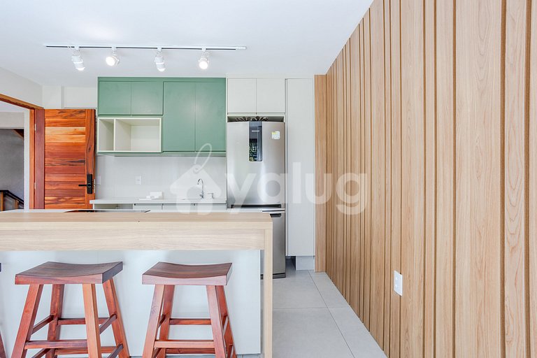 Modern and Cozy Apt 600m from the Beach