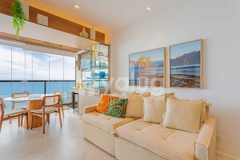 Quarto e Sala a 150m Praia Farol da Barra
