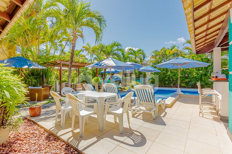 Casa 8 Dormitorios a 50m de la Playa - Guarajuba