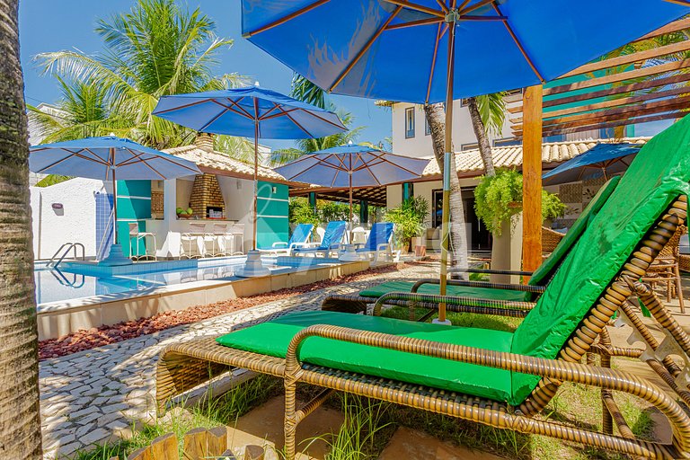 House 8 Bedrooms 50m from the Beach - Guarajuba