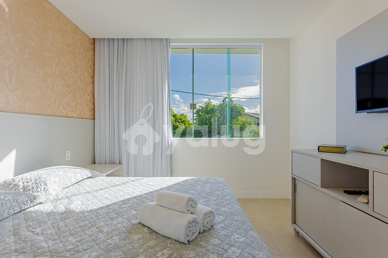 Excellent 7-Suite House 350m from the Beach