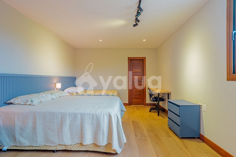 PF83 Casa Alto Estándar 5 Suites Praia Bella