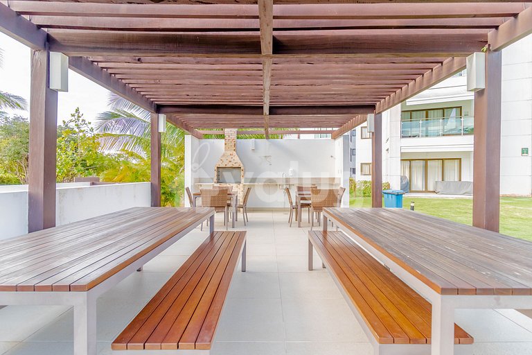 Apartamento 2 Suítes a 750m Praia do Ibero - Praia do Forte