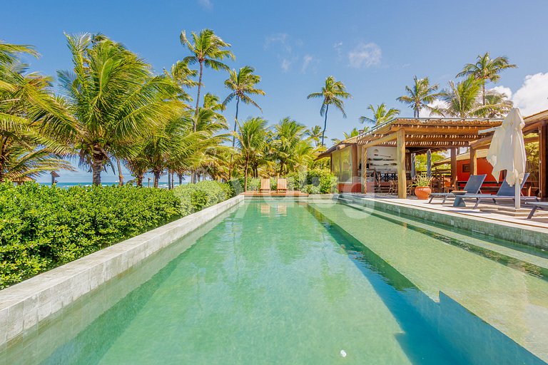 Excellent 4-Suite House, Right on the Beach - Busca Vida