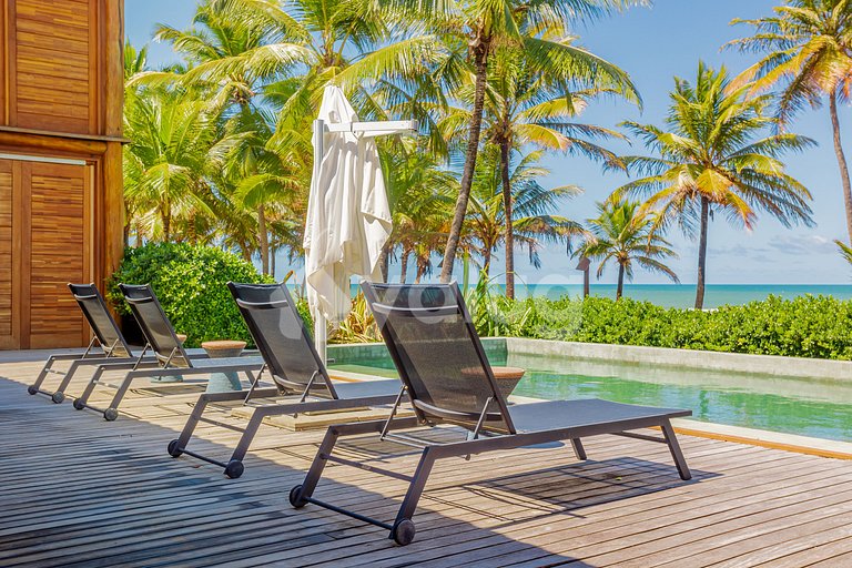 Excellent 7-Suite House, Right on the Beach - Busca Vida