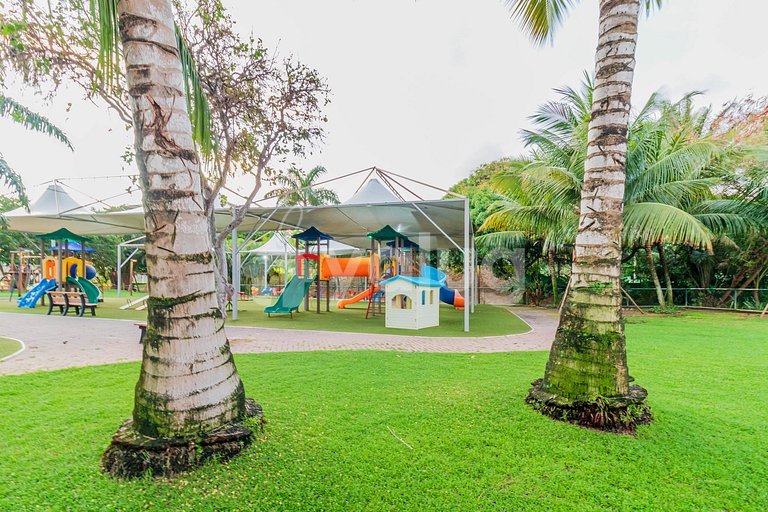 Excellent 4-Suite House, Right on the Beach - Busca Vida