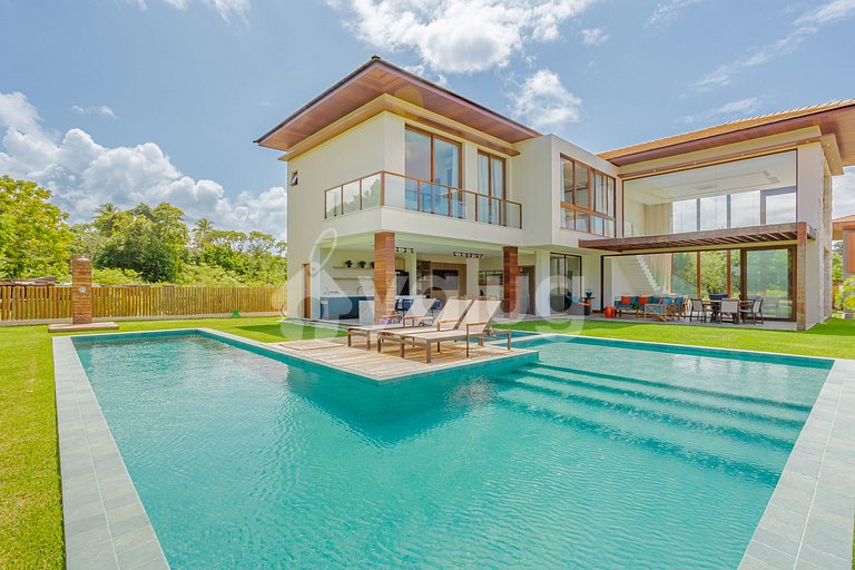 PF86 High Standard House with 7 Suites Praia Bella