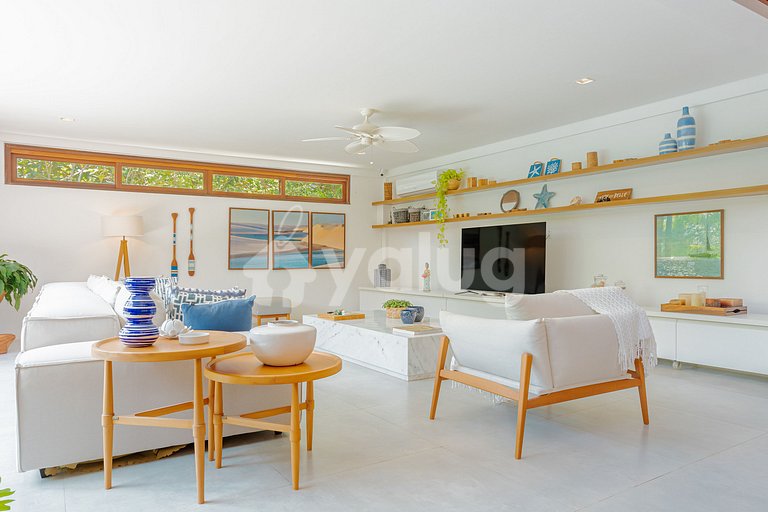 High standard house with 4 suites - Praia do Forte.