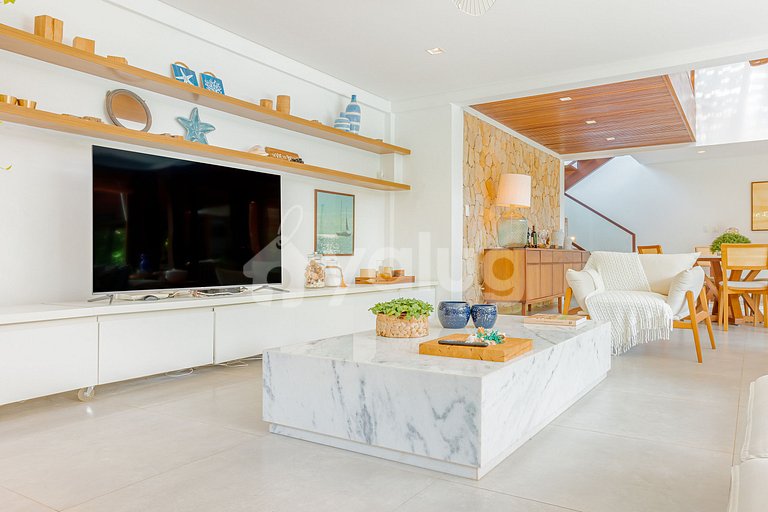 High standard house with 4 suites - Praia do Forte.