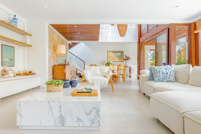 High standard house with 4 suites - Praia do Forte.