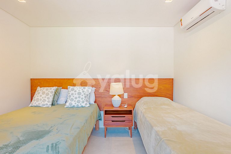 High standard house with 4 suites - Praia do Forte.